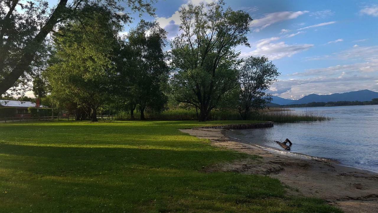 Ritratto Sul Lago ดอร์เมลเล็ตโต ภายนอก รูปภาพ
